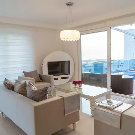 וילה Granada-residence-luxury-complex-villas-in-alanya